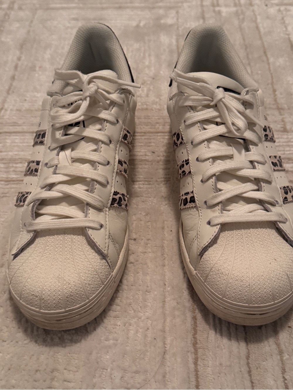Adidas W 9.5 US White Sneakers with Leopard Stripe Accent